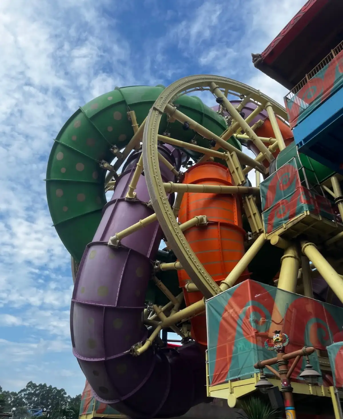 Moment from Chimelong Water Park